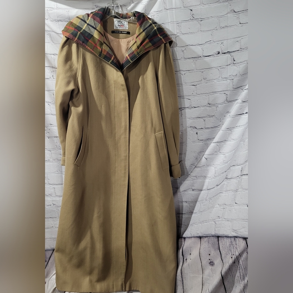 Vintage Tan Trench Coat with Plaid Hood